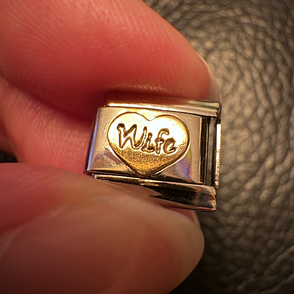 Wife in Gold tone heart Italian charm link